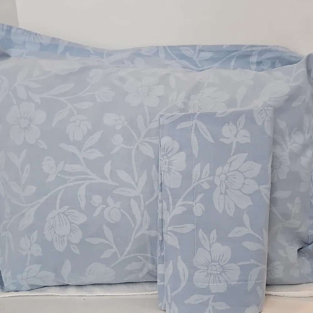 Eddie Bauer Home Blue Floral Botanical Cotton Standard Pillow Shams Set